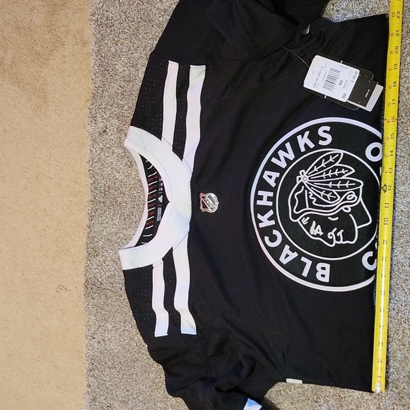Adidas NHL Chicago Blackhawks Jersey NWT - Picture 11 of 12
